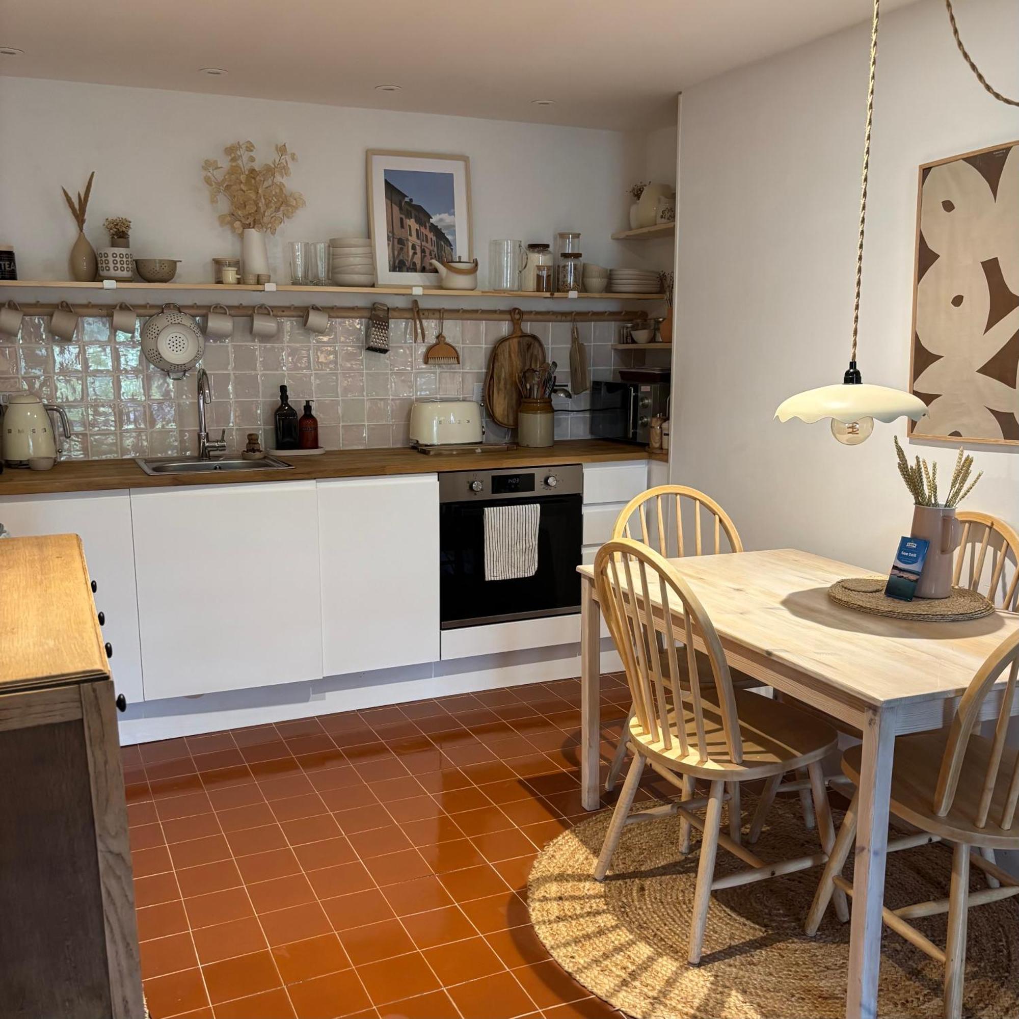 Cosy, Convenient Flat In Falmouth Eksteriør bilde